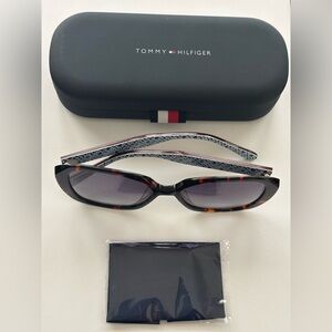 Tommy Hilfiger Fashionable Sunglasses for Women